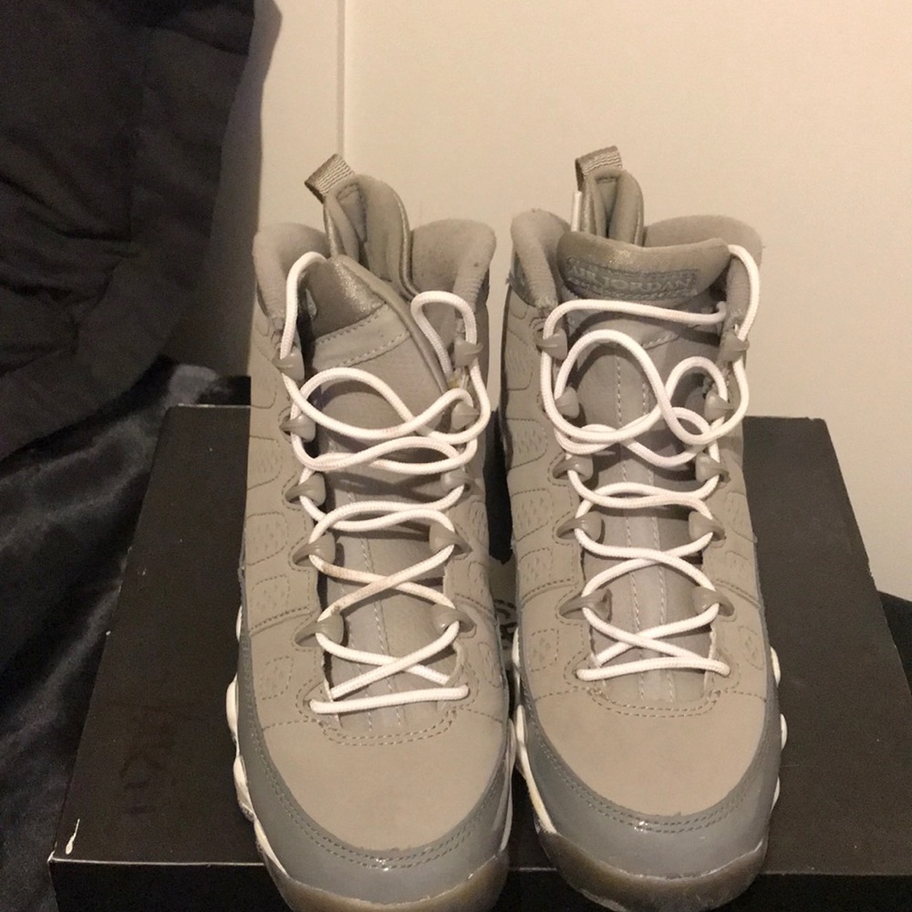 Cool grey 9s